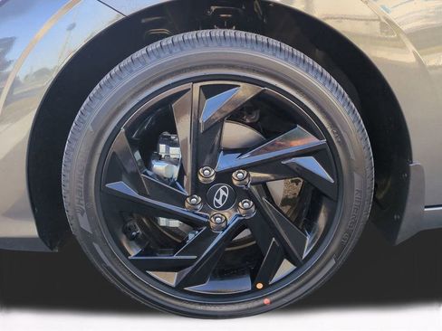 New 2026 Hyundai Elantra SEL Sport image 11