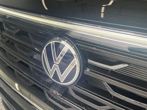 New 2026 Volkswagen Atlas SEL Premium R-Line AWD/4WD image 10