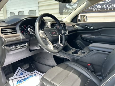 Used 2023 GMC Acadia Denali AWD/4WD image 10