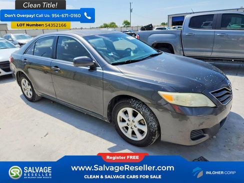 Used 2011 Toyota Camry LE w/ LE Extra-Value Pkg FWD image 5