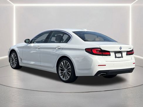 Used 2022 BMW 540i w/ Premium Package image 25