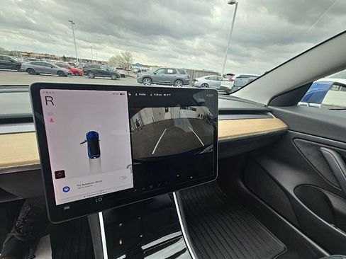 Used 2020 Tesla Model 3 Long Range AWD/4WD image 17