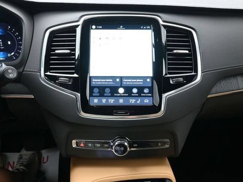 Used 2024 Volvo XC90 B6 Ultimate w/ Protection Package Premier AWD/4WD image 14