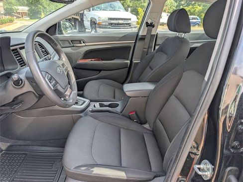 Used 2017 Hyundai Elantra Value Edition image 17