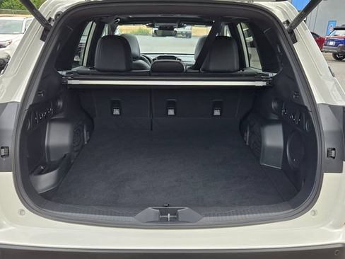 Used 2025 Subaru Forester Limited AWD/4WD image 18