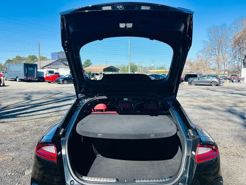 Used 2019 Kia Stinger GT1 image 13