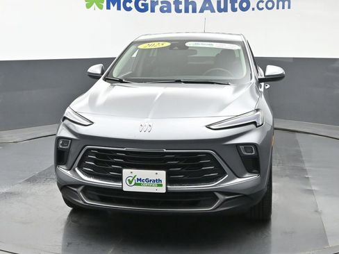 Used 2025 Buick Encore GX Preferred AWD/4WD image 5