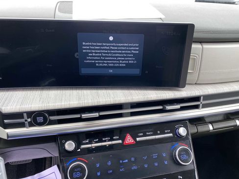 Used 2025 Hyundai Santa Fe Calligraphy image 16