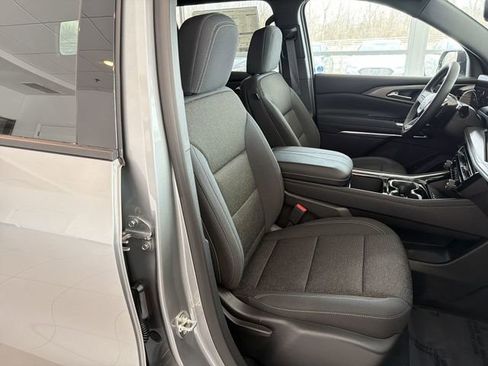 New 2026 Chevrolet Traverse LT w/ Midnight/Sport Edition FWD image 20