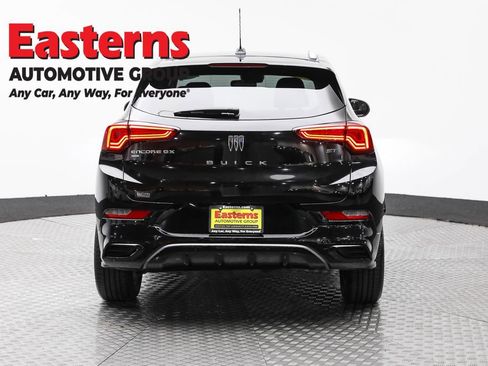 Used 2024 Buick Encore GX Sport Touring AWD/4WD image 6
