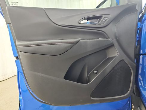 Certified 2024 Chevrolet Equinox RS w/ LPO, Floor Liner Package image 31