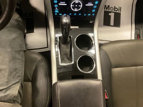 Used 2013 Ford Edge Sport w/ Driver Entry Pkg image 21