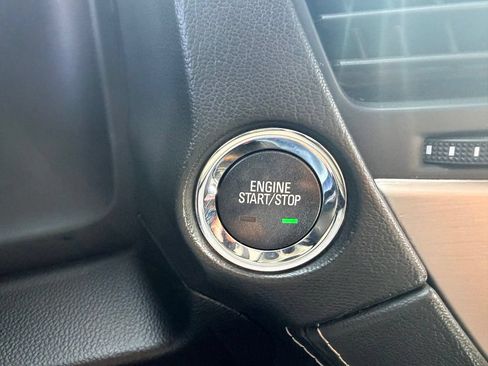 Used 2017 GMC Yukon Denali w/ Open Road Package AWD/4WD image 28