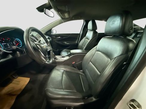 Used 2016 Chevrolet Malibu LT image 20