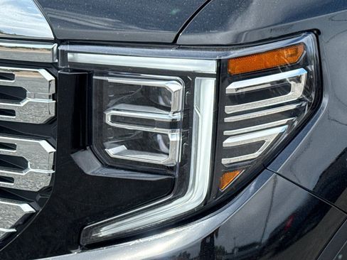 Used 2025 GMC Sierra 1500 Denali AWD/4WD image 52