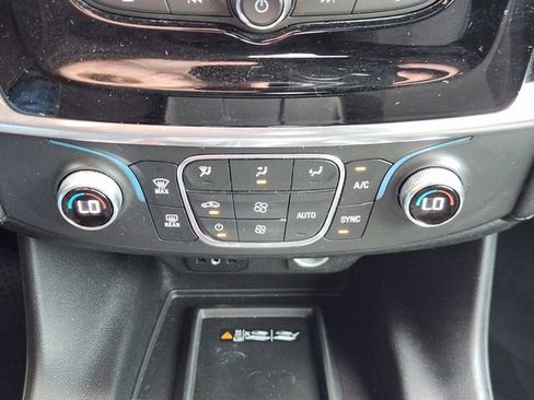 Used 2022 Chevrolet Traverse LT w/ LPO, Cargo Package image 16