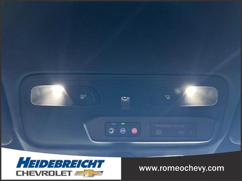 Used 2022 Chevrolet Camaro LT w/ Technology Package RWD image 24