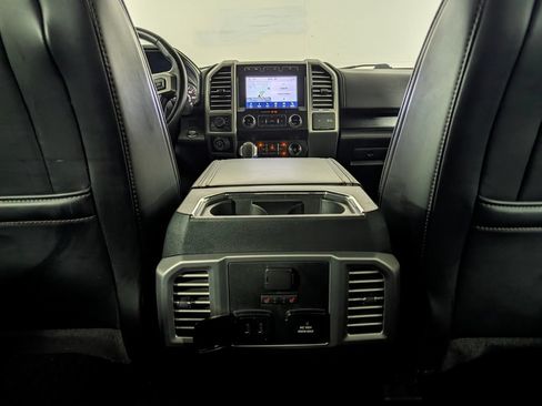 Certified 2019 Ford F150 Platinum w/ Equipment Group 701A Luxury AWD/4WD image 15