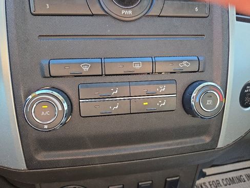 Used 2012 Suzuki Equator Sport AWD/4WD image 54