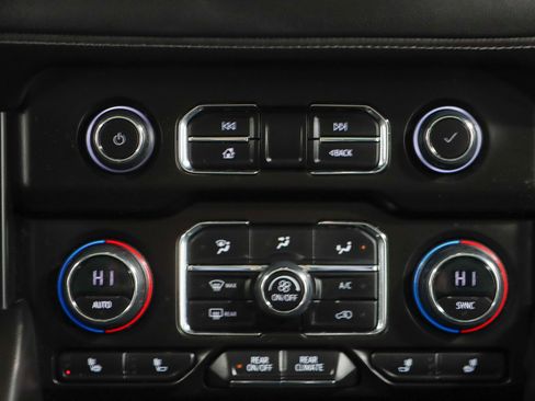 Used 2023 Chevrolet Tahoe Z71 AWD/4WD image 21
