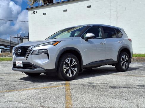 Used 2023 Nissan Rogue SV FWD image 1