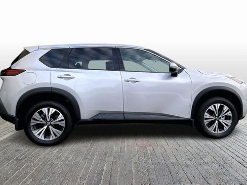 Used 2021 Nissan Rogue SV image 8