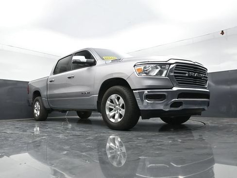 Used 2024 RAM 1500 Laramie AWD/4WD image 57