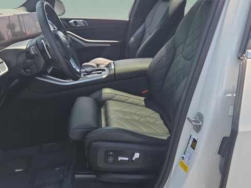 Used 2024 BMW X5 sDrive40i w/ Premium Package RWD image 9