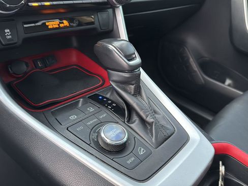 Certified 2020 Toyota RAV4 TRD Off-Road image 25