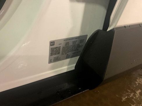 New 2026 Chevrolet Trax ACTIV w/ Sunroof Package image 28