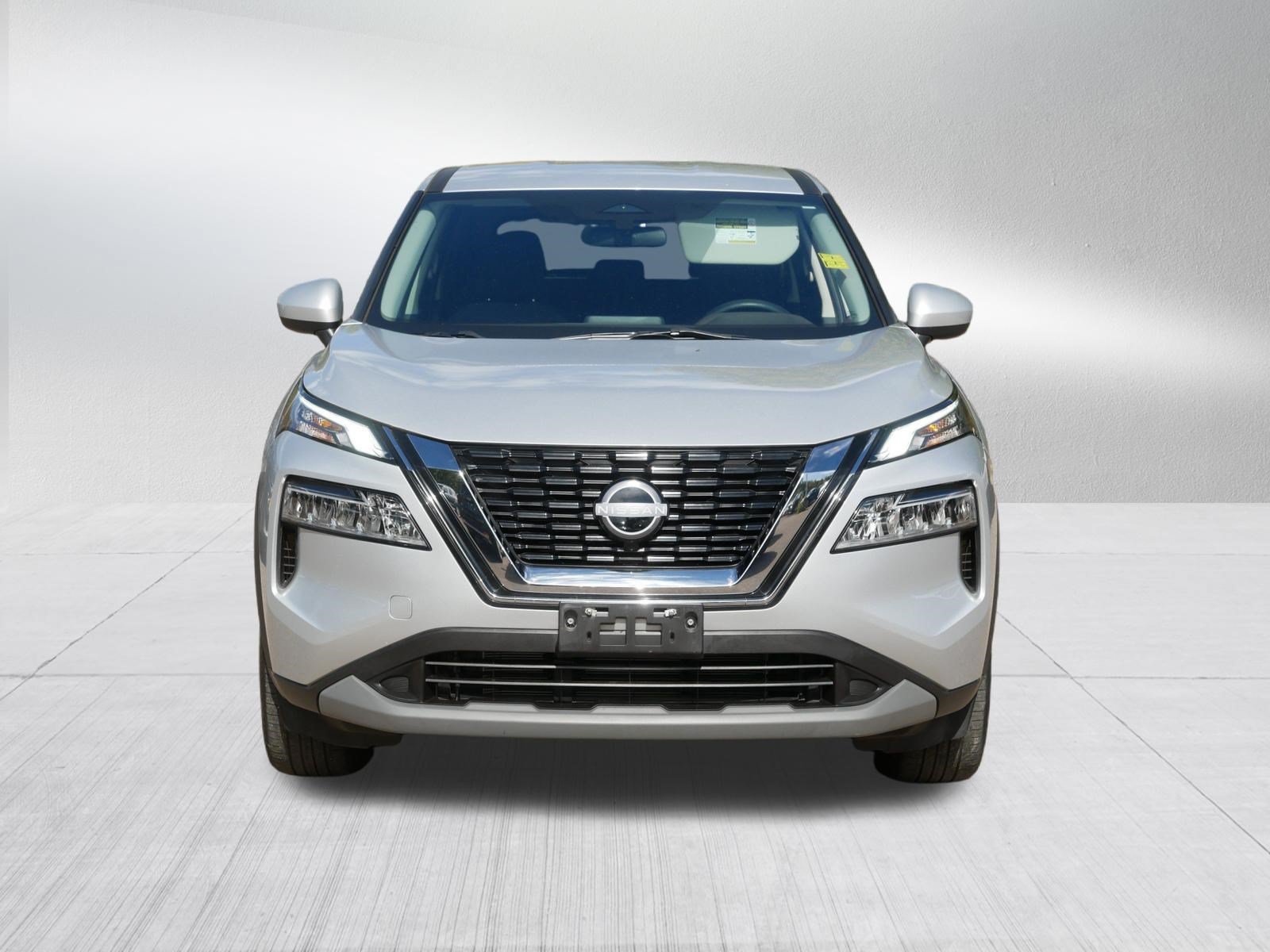 Certified 2023 Nissan Rogue SV AWD/4WD image 2