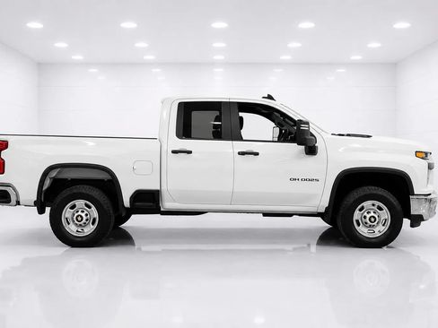 Used 2021 Chevrolet Silverado 2500 W/T w/ WT Convenience Package AWD/4WD image 6