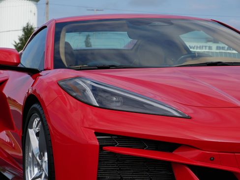 Used 2025 Chevrolet Corvette E-Ray AWD/4WD image 19