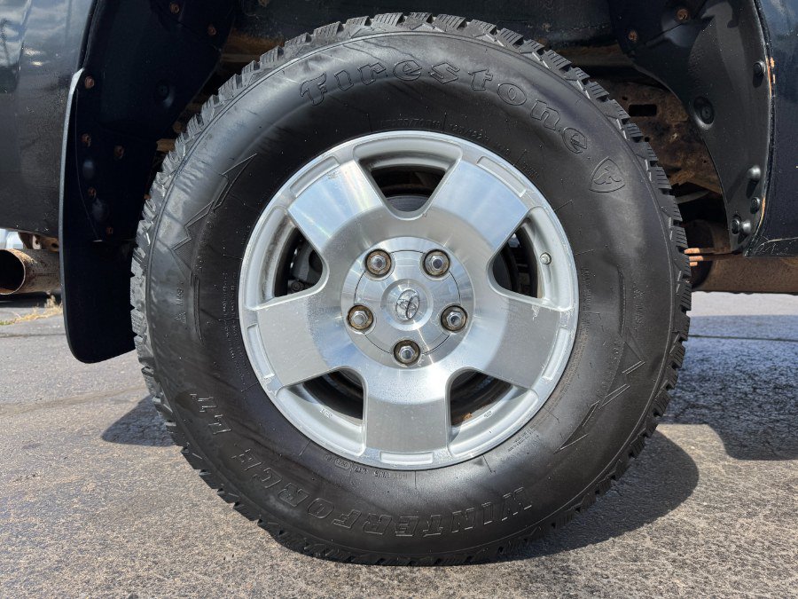 Used 2010 Toyota Tundra 4x4 Double Cab image 13