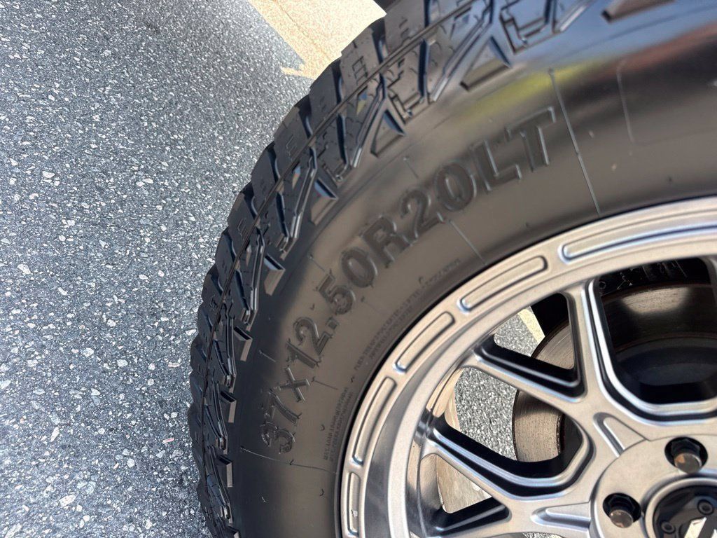 Used 2018 Jeep Wrangler Unlimited Rubicon AWD/4WD image 29