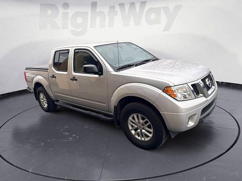 Used 2021 Nissan Frontier SV image 7