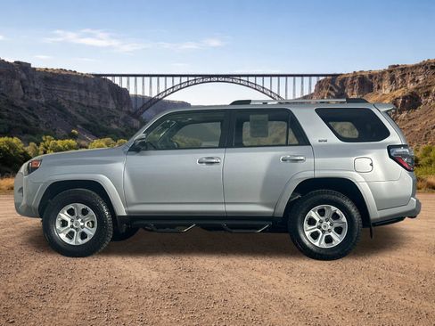 Used 2024 Toyota 4Runner SR5 Premium w/ Moonroof Package AWD/4WD image 6