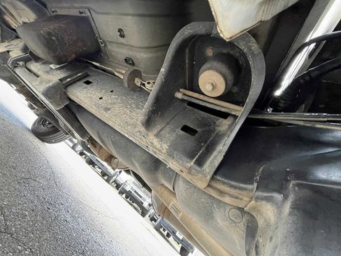 Used 2018 RAM 2500 SLT image 11