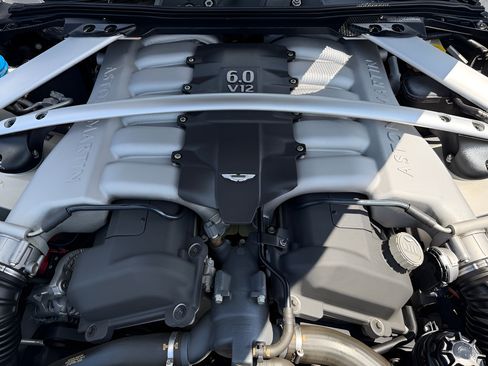 Used 2006 Aston Martin DB9 Volante RWD image 27