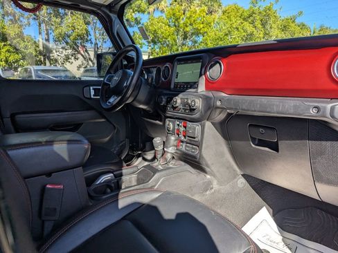 Used 2020 Jeep Gladiator Rubicon AWD/4WD image 9