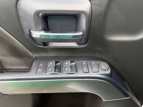 Used 2018 Chevrolet Silverado 1500 LT AWD/4WD image 22