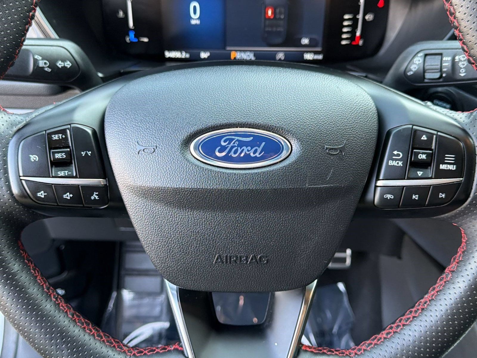 Used 2024 Ford Escape ST-Line w/ Cold Weather Package FWD image 11