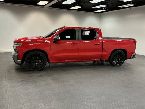 Used 2019 Chevrolet Silverado 1500 LT w/ All-Star Edition image 4
