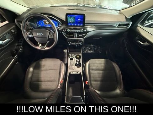 Used 2021 Ford Escape SEL w/ SEL Stealth AWD Package image 18