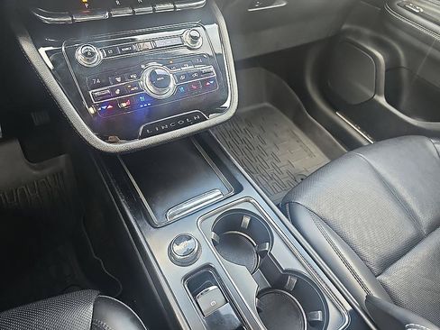 Used 2020 Lincoln Corsair Reserve w/ Equipment Group 201A AWD/4WD image 24