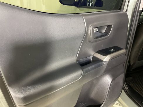 Certified 2023 Toyota Tacoma 4x4 Double Cab image 16