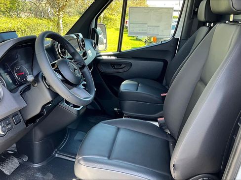 New 2026 Mercedes-Benz Sprinter 2500 image 9