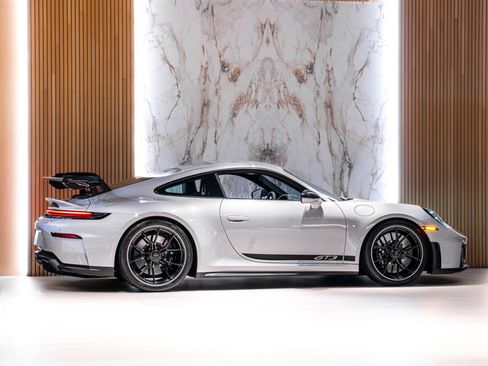 Used 2026 Porsche 911 GT3 image 4