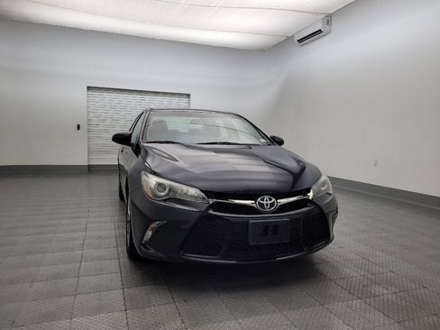 Used 2016 Toyota Camry SE image 14