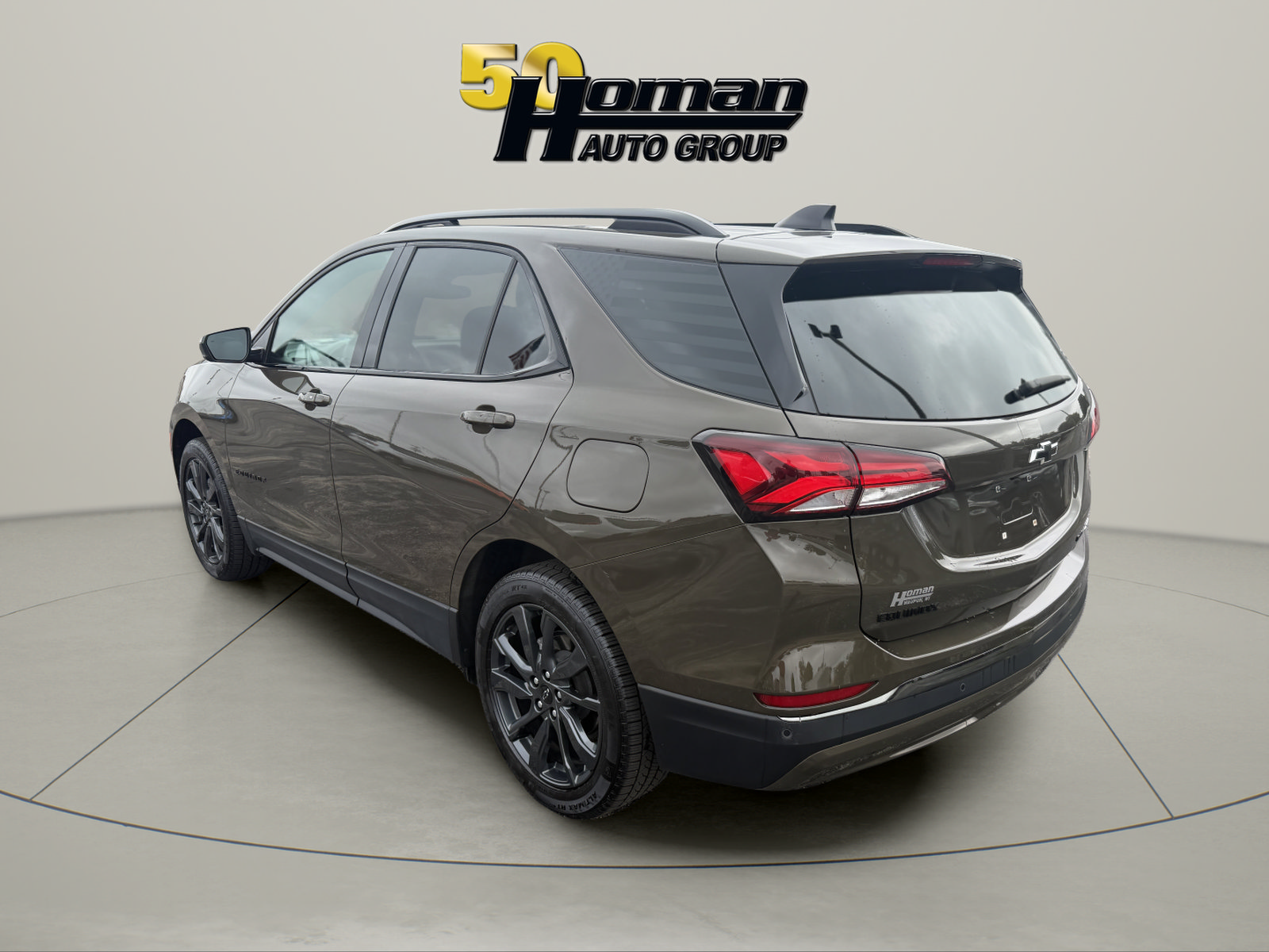 Used 2023 Chevrolet Equinox RS AWD/4WD image 3